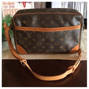 Authentic Louis Vuitton Trocadero 30