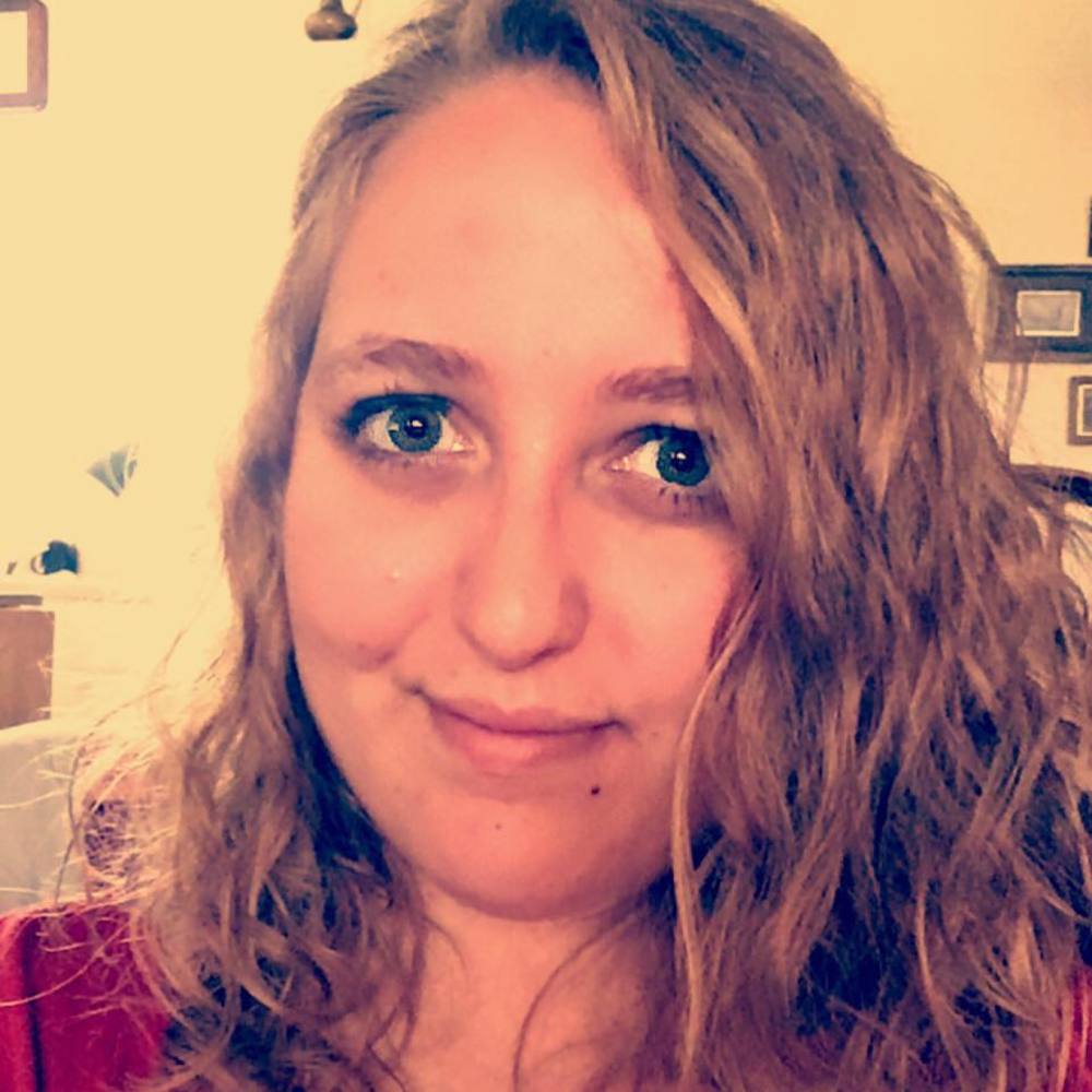 Meet your Posher, Elizabeth