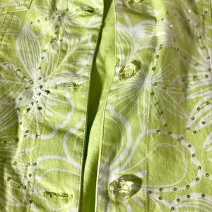 ❣️ 3 for $15 ❣️Jean Jacket with bling and pearls !