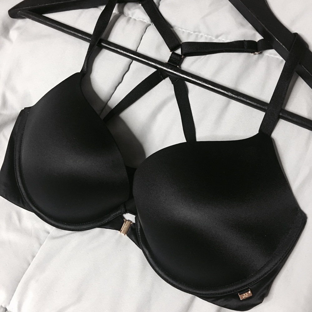 S O L D 🍃 Victoria's Secret Very Sexy Push-Up