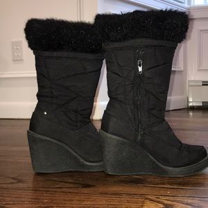 Report platform snow boots