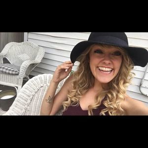 Meet your Posher, Beka