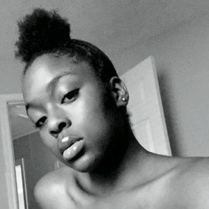 Meet your Posher, Sasha