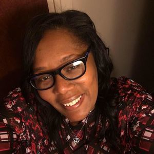 Meet your Posher, Danika