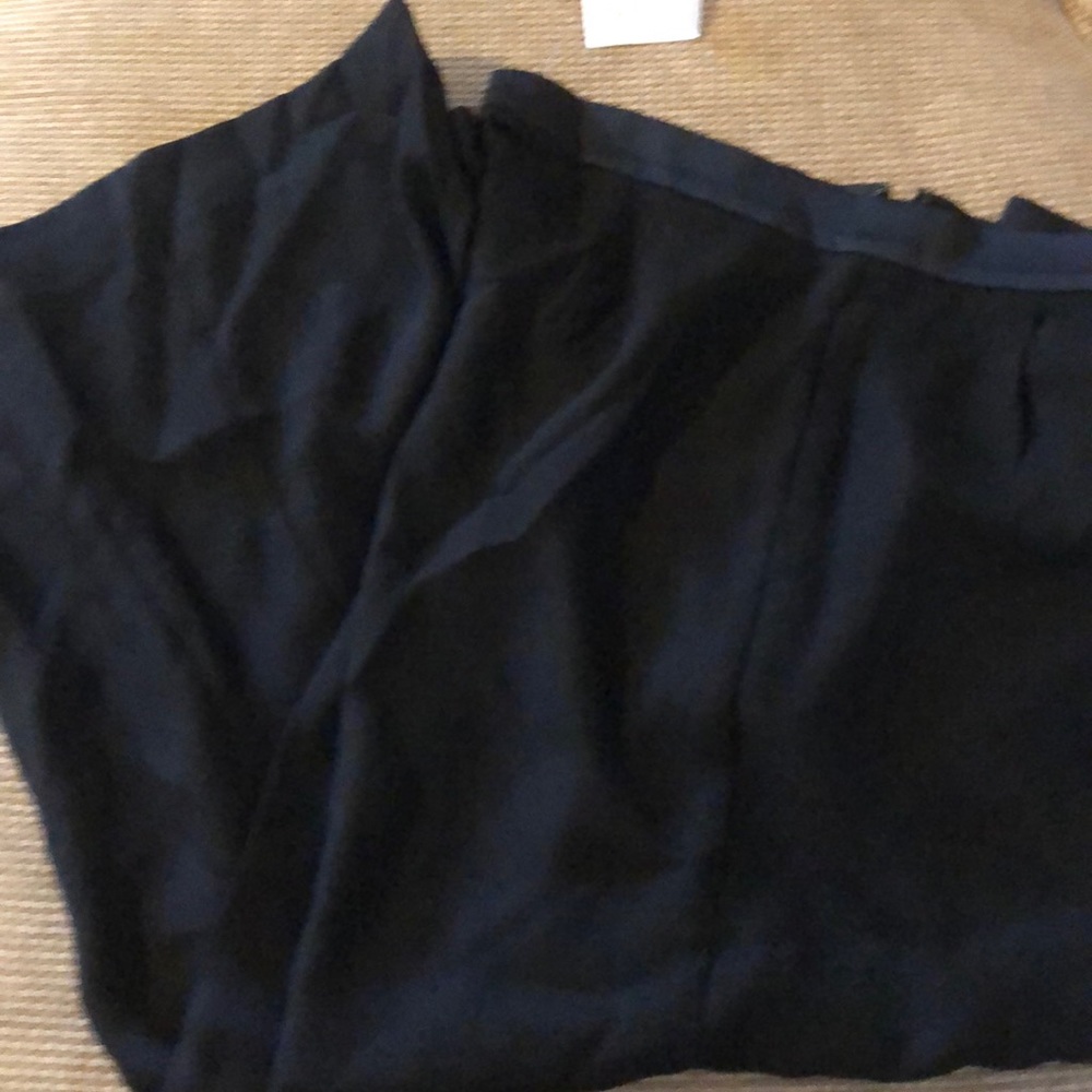 NWT crop length pants