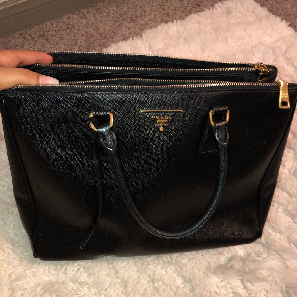 Prada Saffiano Lux Double Zip Medium Nero Tote
