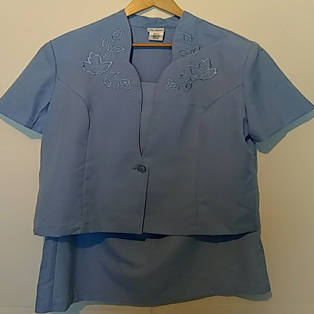 Beautiful Vicki Wayne garment set