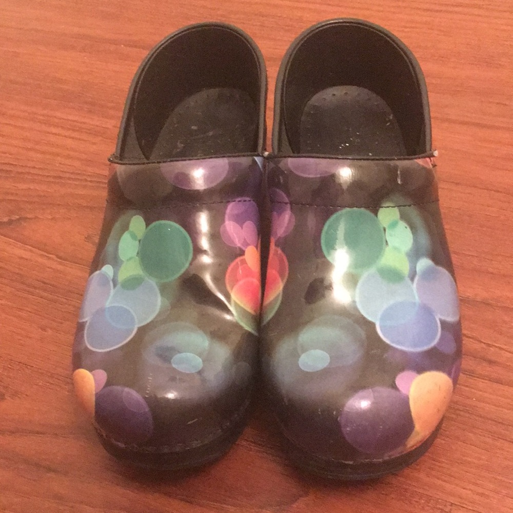 Dansko Clogs Women’s Size 38