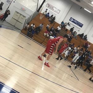 Meet your Posher, Wayne