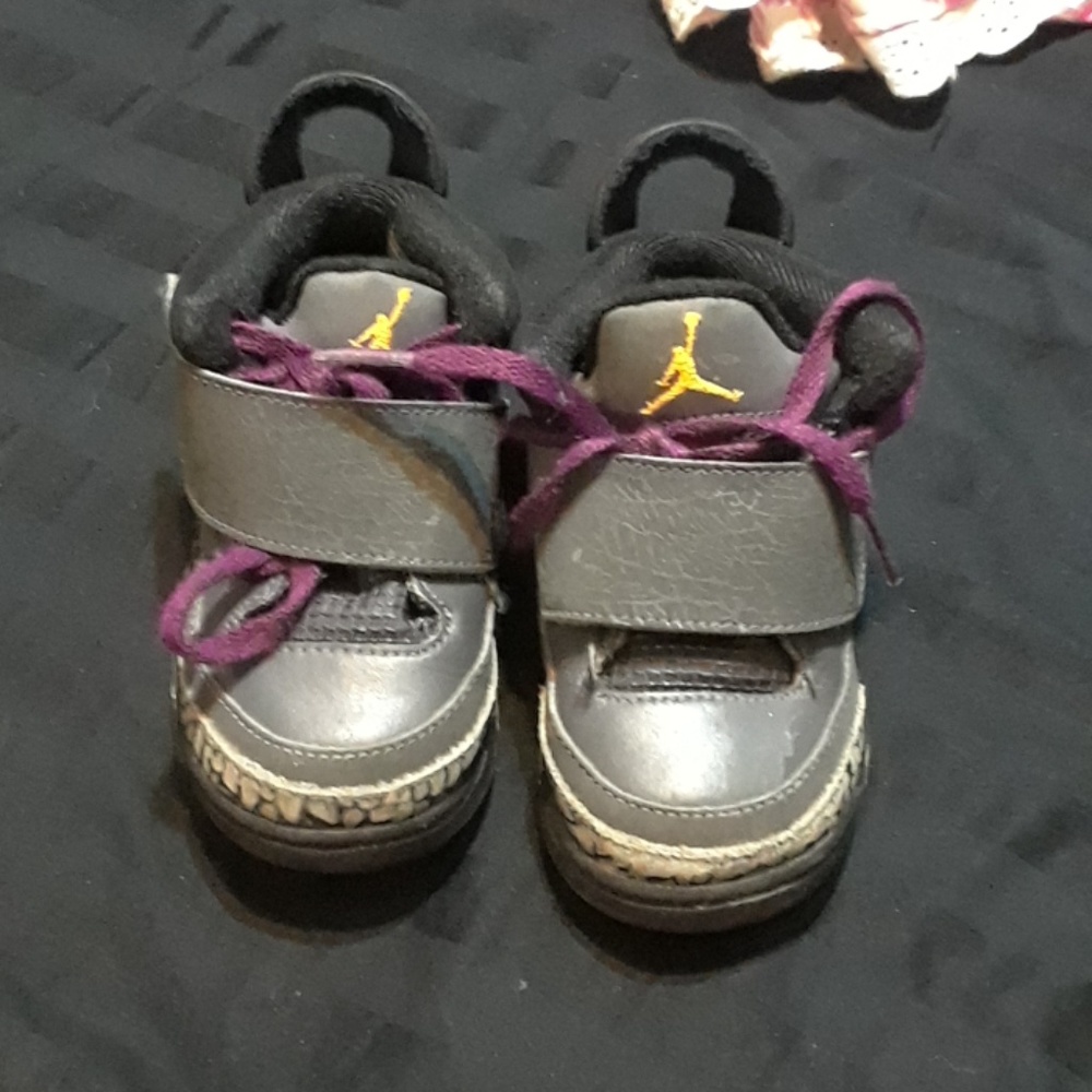 AIR JORDANS TODDLER