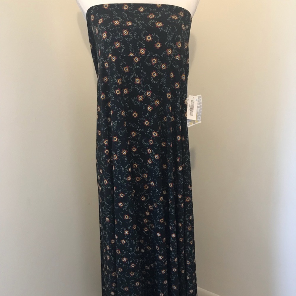 3X LuLaRoe Maxi - Slinky Material