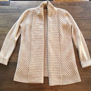 Vince Sweater, size Small