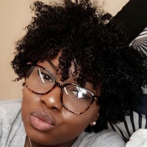 Meet your Posher, Deja