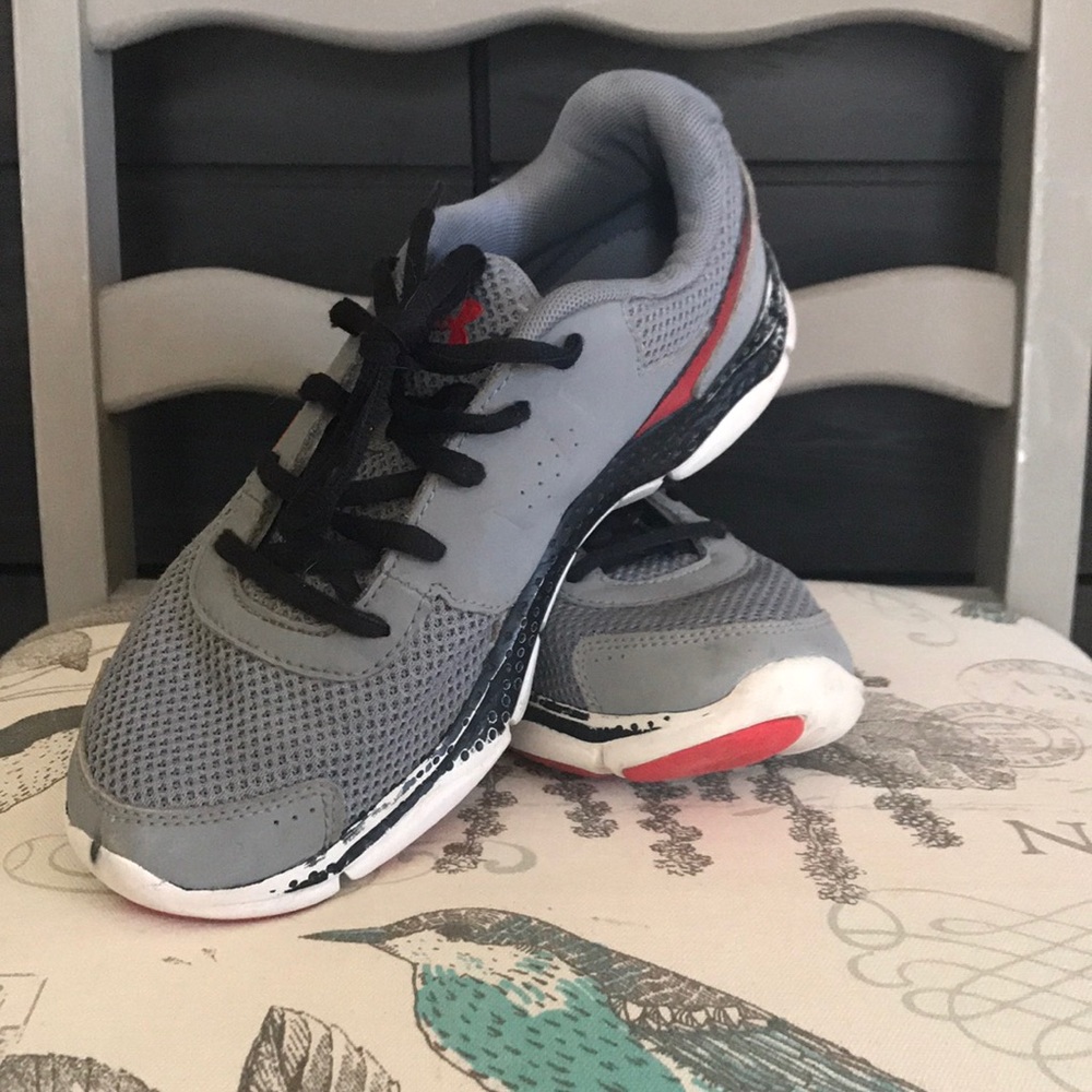 Boys' Under Armour sneakers