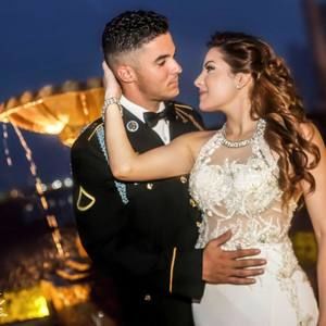 Meet your Posher, Onissis