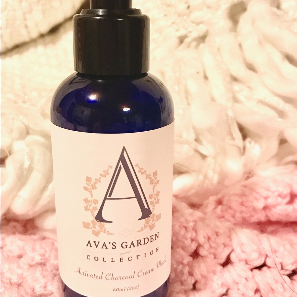 Charcoal Creme Masque