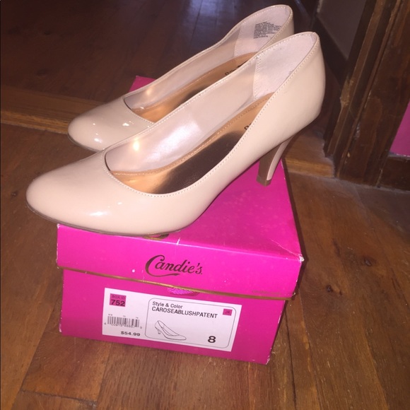 Nude heels! - Picture 1 of 4