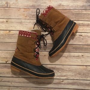 Khombu Snow boots sz 6.5