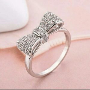 Silver ladies bow ring~