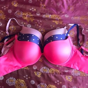 Soutien-gorge Plongeant Victoria's Secret - 34D Rose Fuchsia Dentelle - Occasion TB