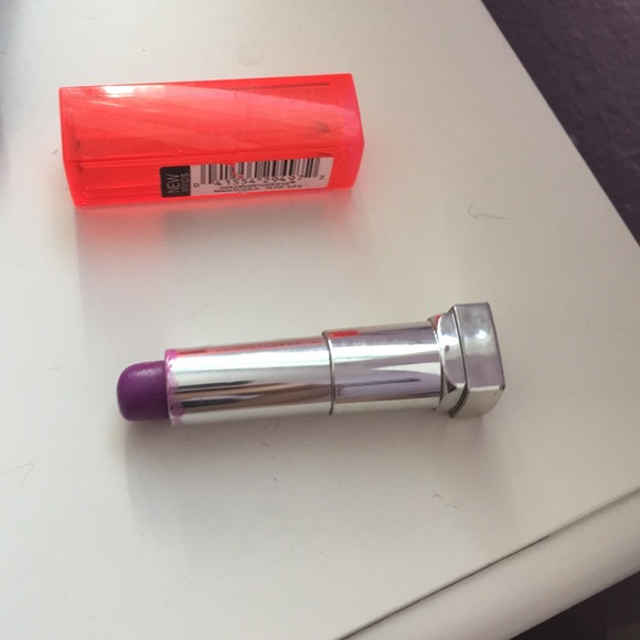 Lipstick bundle💄💋 - Picture 3 of 4