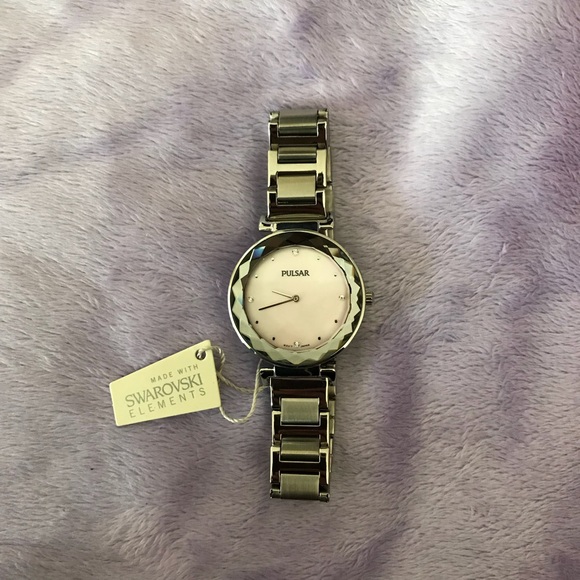 Women’s Pulsar Watch w/ Swarovski Crystals - Picture 2 of 3