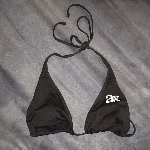 💕SOLD💕 5 Bikini Tops - Size Medium - Picture 2 of 6