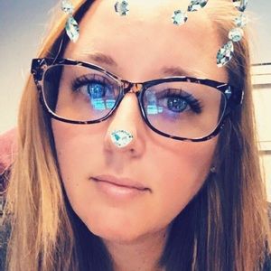 Meet your Posher, Kelli