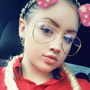 Meet your Posher, Kristina