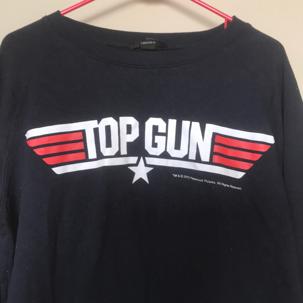 TOP GUN SWEATSHIRT!
