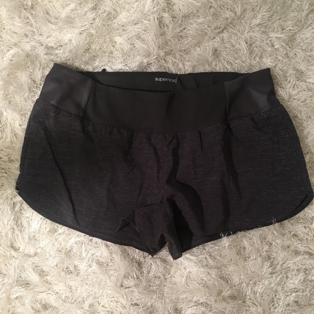 NWT Adidas Supernova Running Short Size Medium