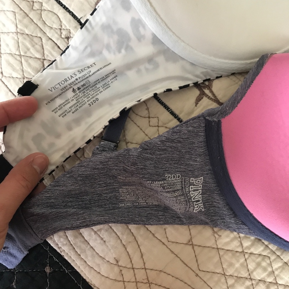 Victoria’s Secret 32DD bras