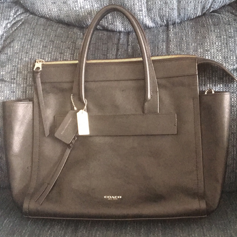 EUC Black Authentic Coach Handbag