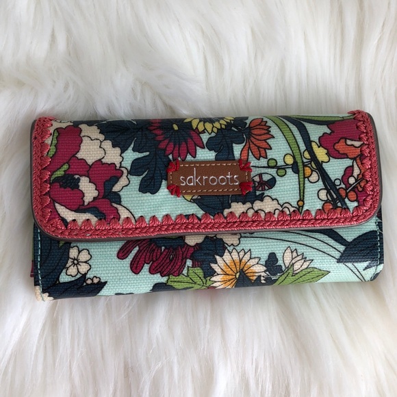 SOLD Sak roots crossbody and wallet! seafoam - Picture 2 of 5