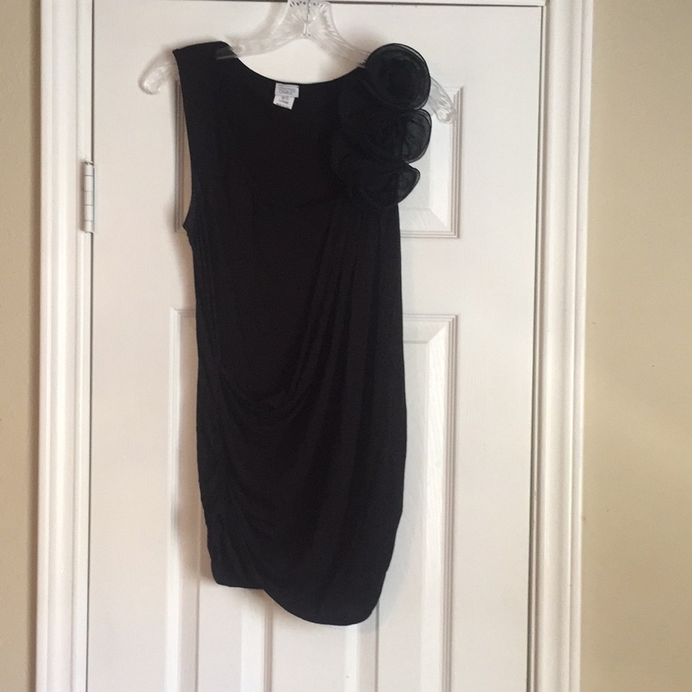 Charming Charlie Black Rosette Top!