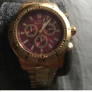 Gold invicta watch