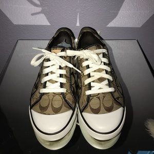 🎉HP🎉 Coach sneakers!!!