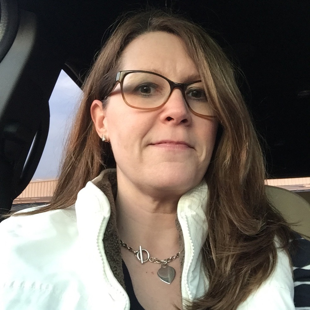 Meet your Posher, Raegan