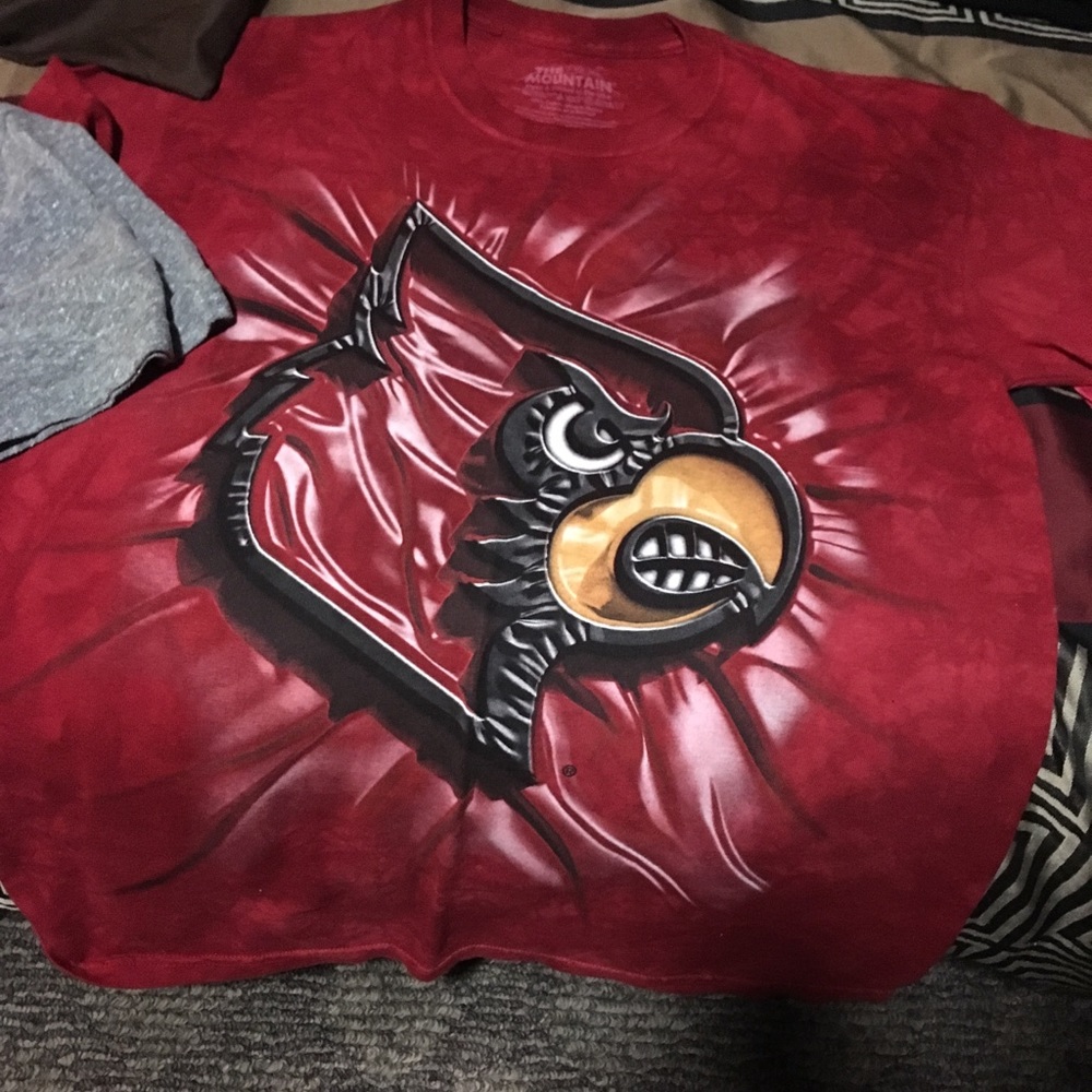 Louisville Cardinals Mens medium tye die shirt new