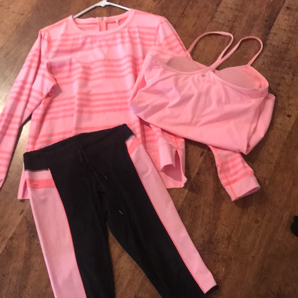 3 pc Lululemon athletic outfit Sz 8/10