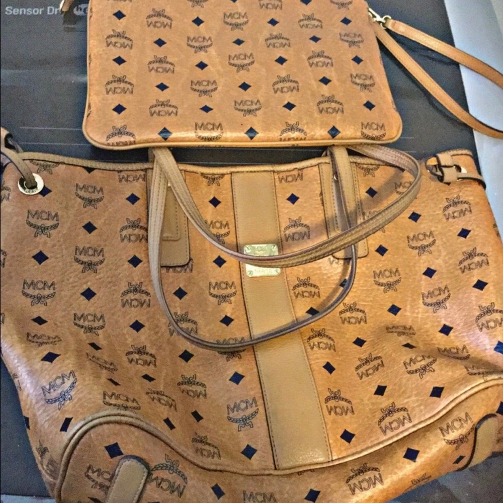 Mcm large tote 100% authentic
