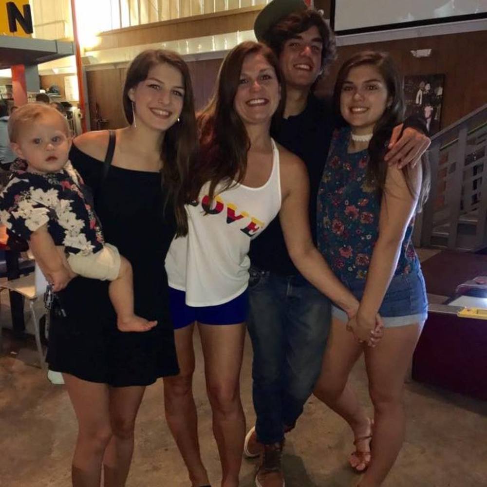 Meet your Posher, Candace