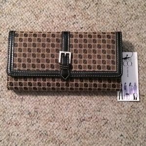 NWT Nine West clutch wallet