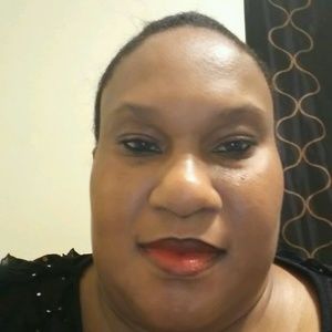 Meet your Posher, Saretta