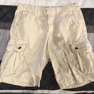 Men’s American Eagle Cargo Shorts