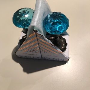 Cynthia Rowley decor