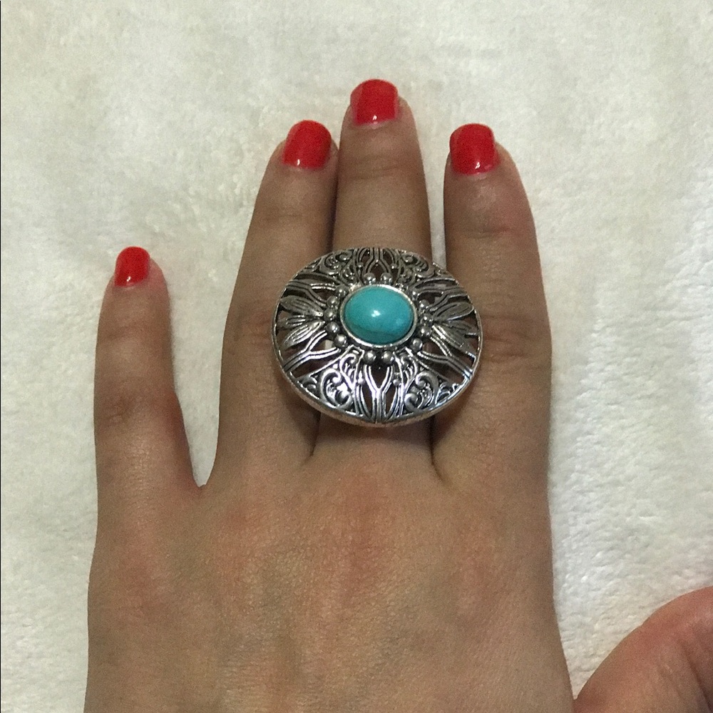 One size Faux Turqoise Silver ring
