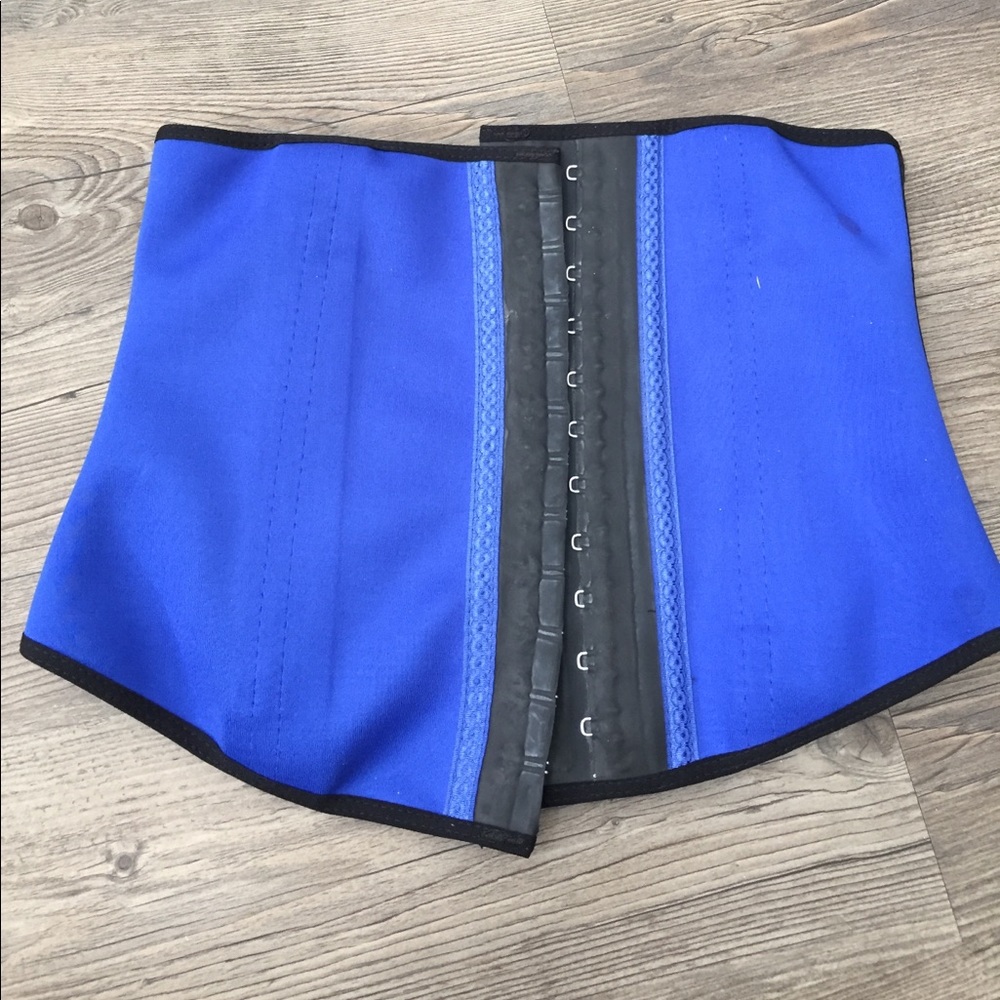 Ann Chery corset 36