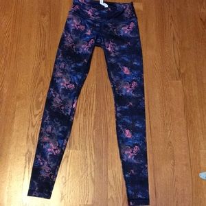 Lululemon size 4 leggings