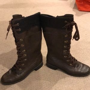 Tie up boots brand new aero soles